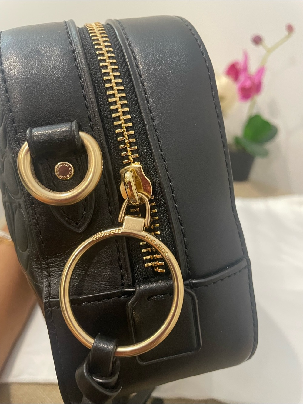 Coach Black Embossed Leather Camera Crossbody with Gold Chain - Picture 16 of 16
